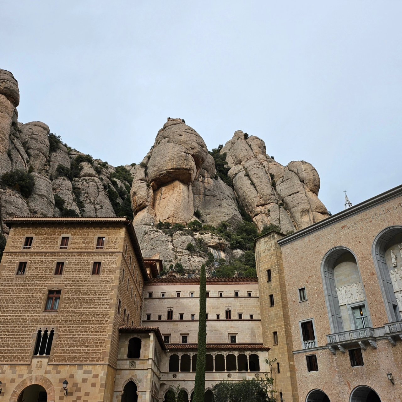 Barcelona Montserrat Monastery Private Tour Hotel pick-up